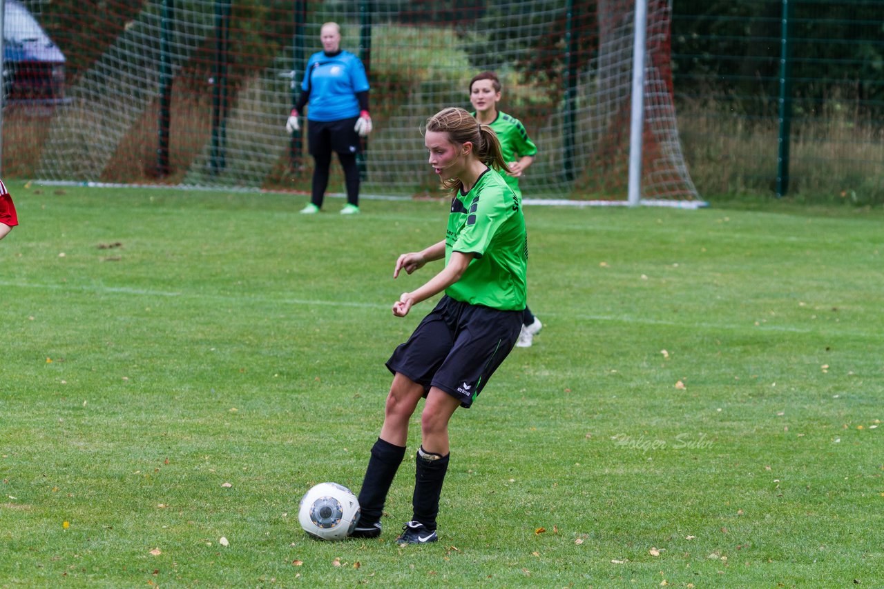 Bild 105 - Frauen SG Schmalfeld/Weddelbrook - Ratzeburger SV : Ergebnis: 1:7